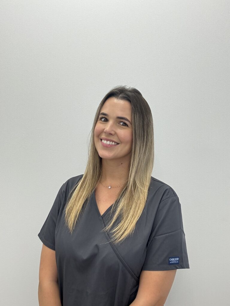 Ángela de la Cámara, Ortodoncista